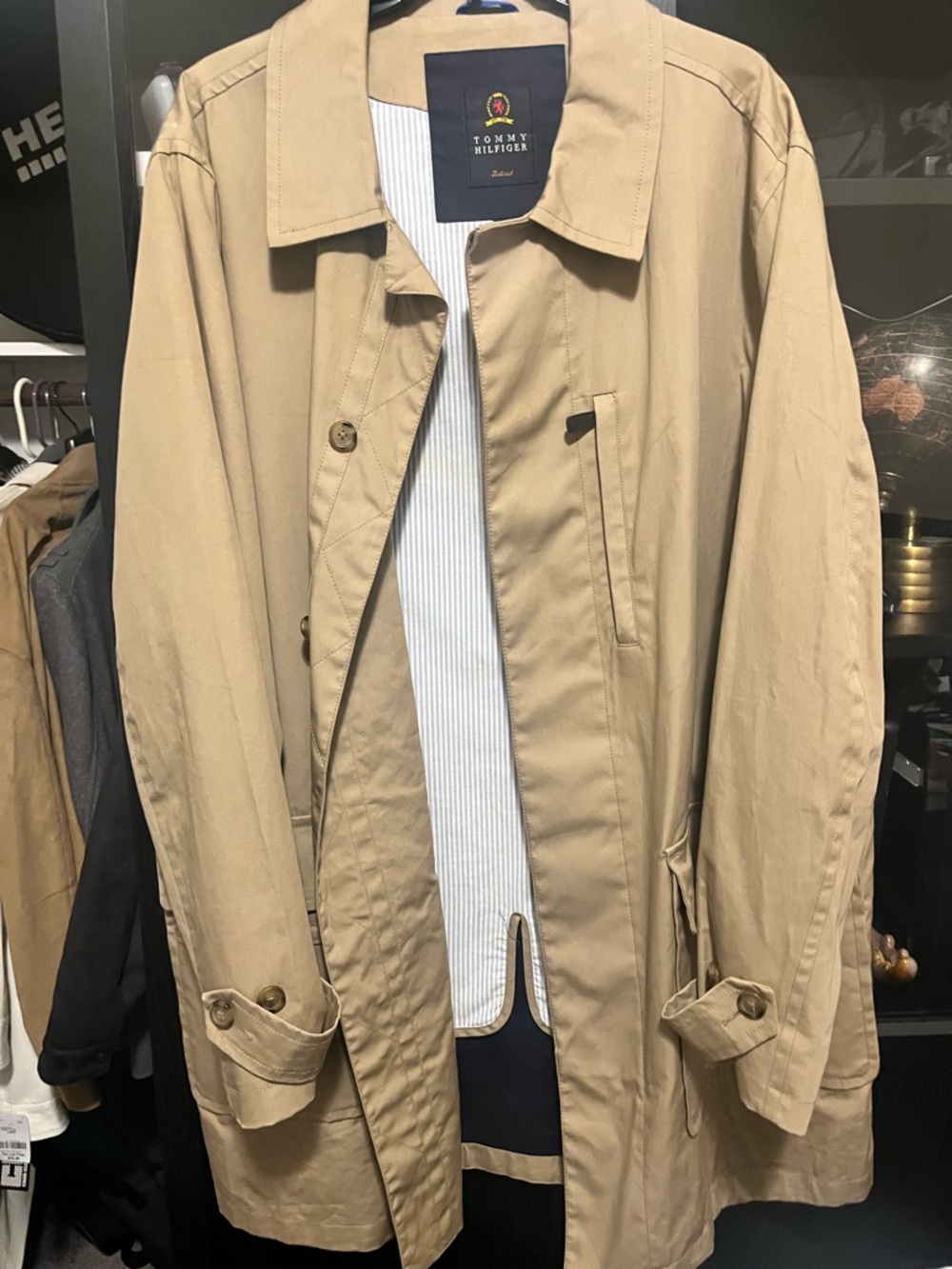 Tommy Hilfiger Men's Tan Trench Coat